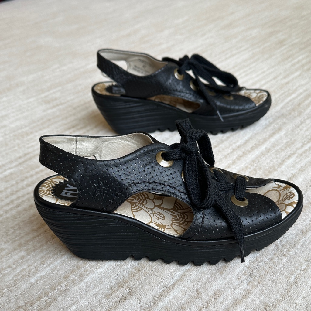 Fly London Ylva Wedge Sandals Lace-Up Perforated Black Leather Peep Toe Size 9.5